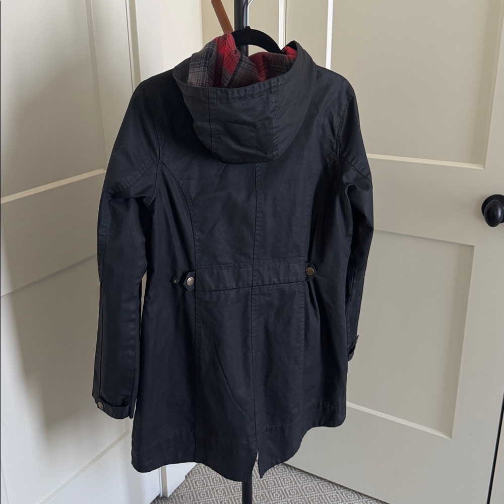KAVU Sundowner Shell Jacket - Black - Size M - Picture 7 of 7